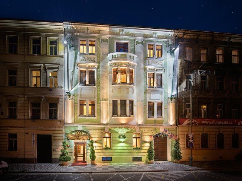 General Boutique Hotel & Wellness Прага Екстериор снимка