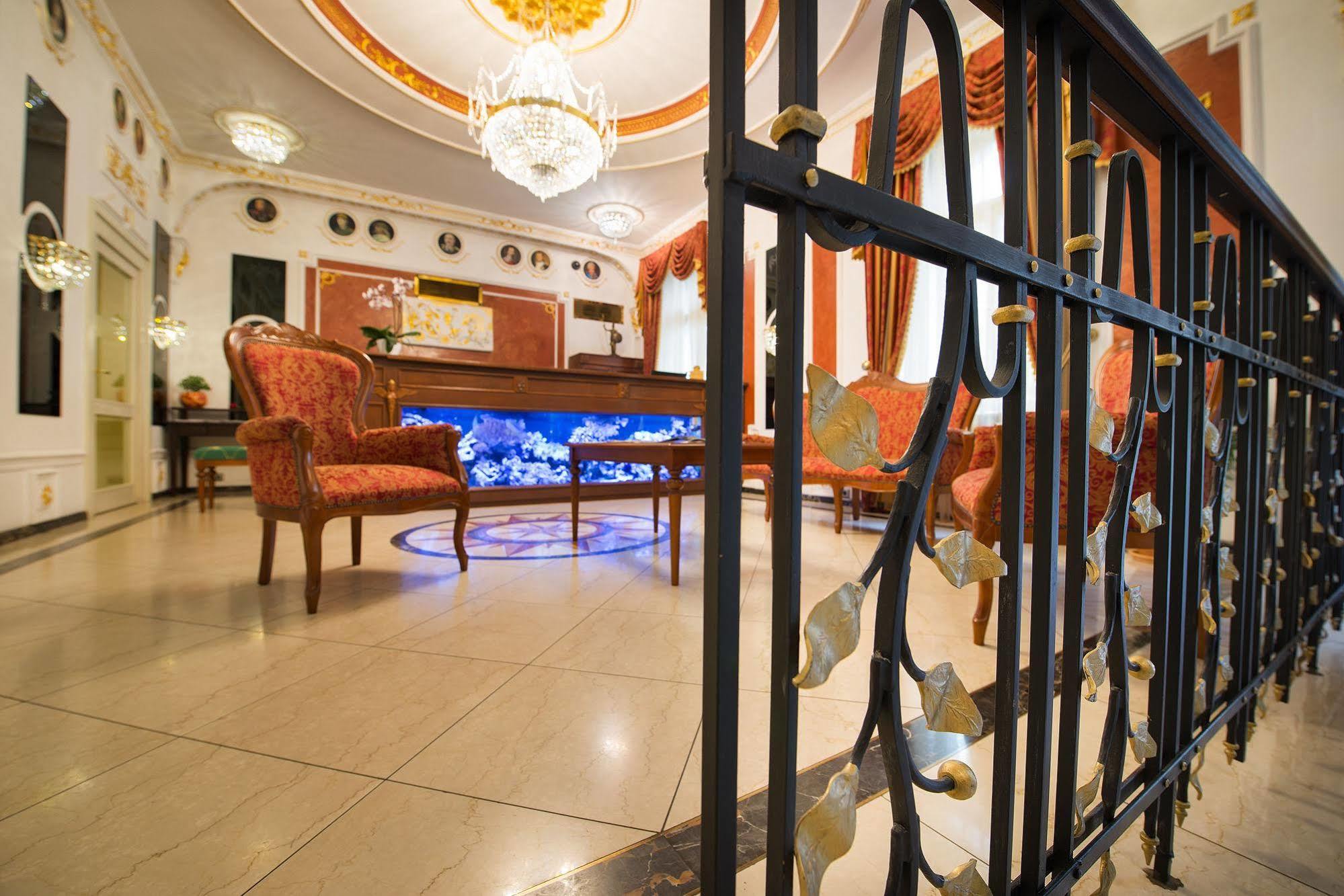 General Boutique Hotel & Wellness Прага Екстериор снимка