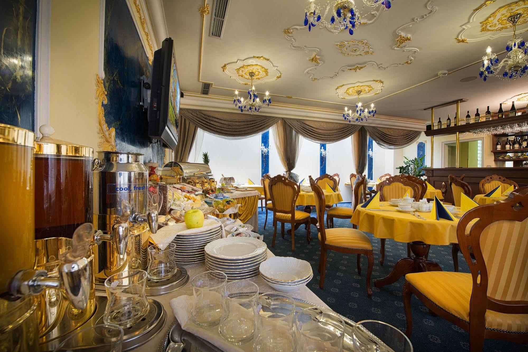 General Boutique Hotel & Wellness Прага Екстериор снимка