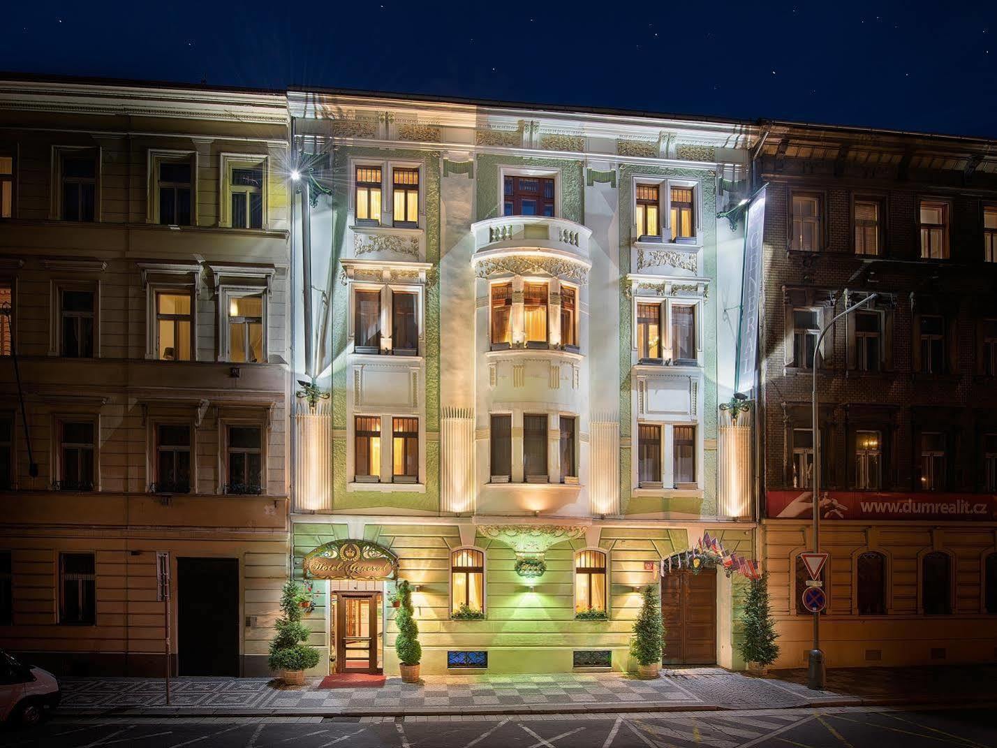 General Boutique Hotel & Wellness Прага Екстериор снимка
