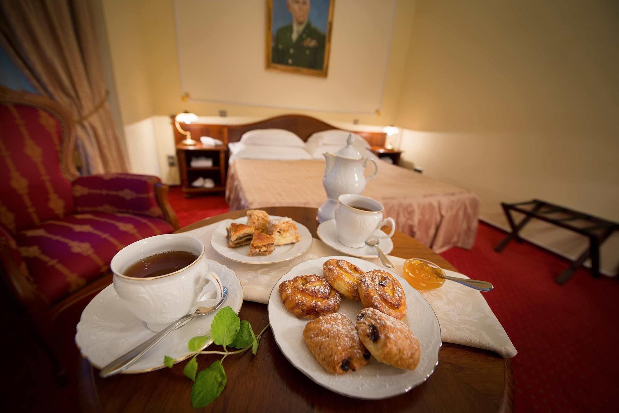 General Boutique Hotel & Wellness Прага Екстериор снимка